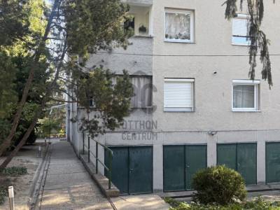 Elad&oacute; lak&aacute;s, H523760 Budapest II. ker&uuml;let, Kurucles