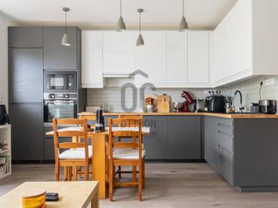 Elad&oacute; lak&aacute;s, DLK016615 Budapest II. ker&uuml;let, Szemlőhegy