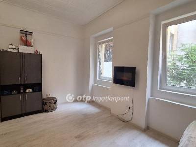 OTP Ingatlanpont - Budapest IX. ker., &Uuml;llői &uacute;t 21. Budapest VIII. ker&uuml;let