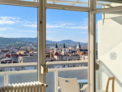 NAPF&Eacute;NY &Eacute;S LENYŰG&Ouml;ZŐ PANOR&Aacute;MA