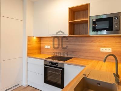 Elad&oacute; lak&aacute;s, H525028 Budapest XII. ker&uuml;let, N&eacute;metv&ouml;lgy